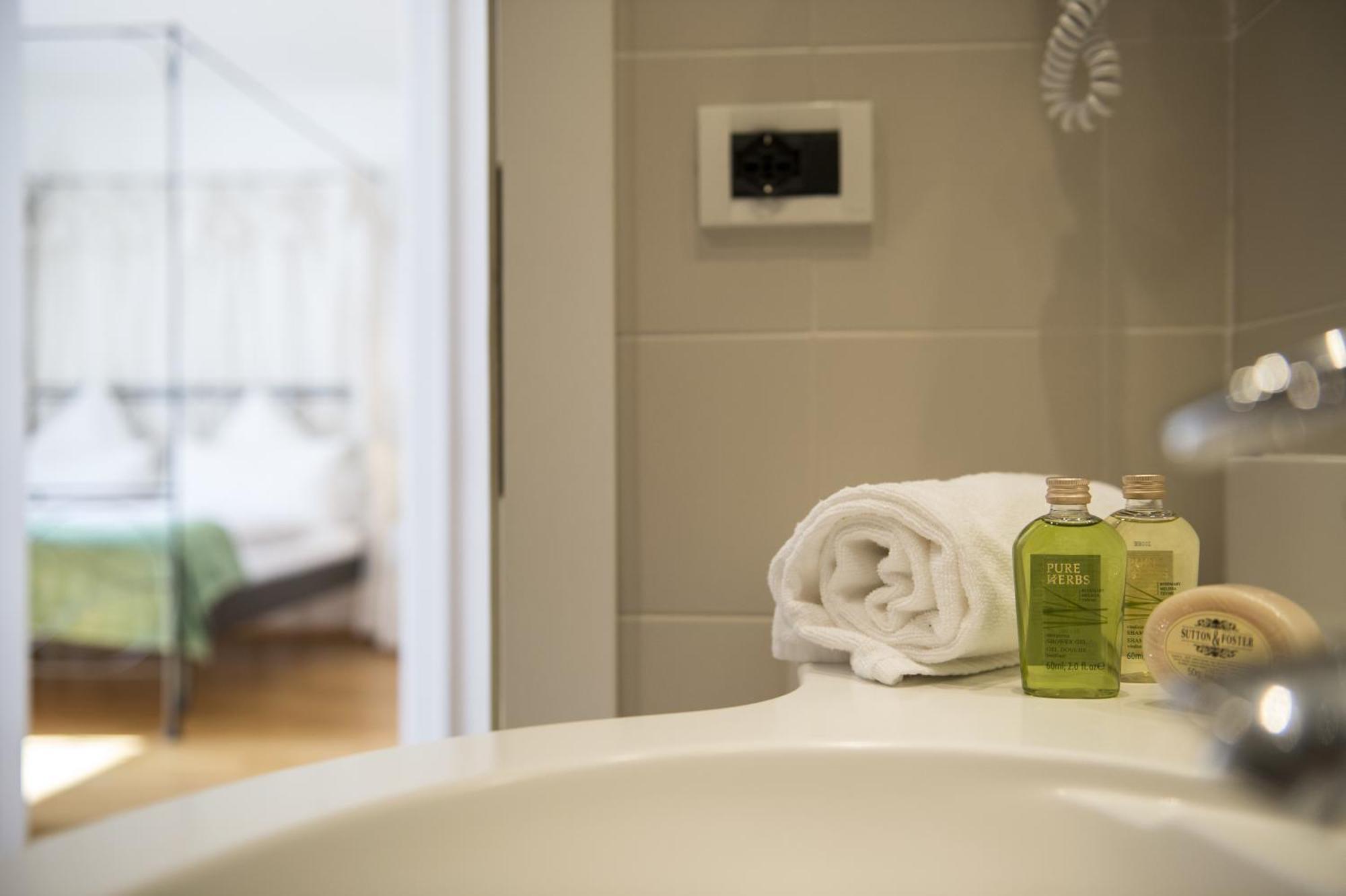 Chalet Hotel Hartmann - Adults Only Ortisei Ruang foto